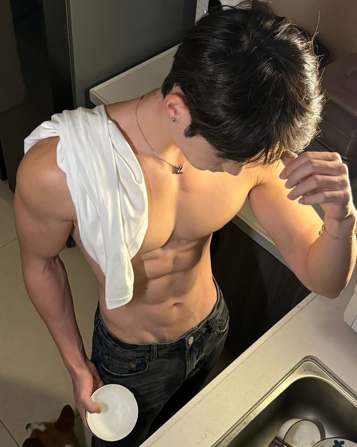 Lời Yêu Khó Nói